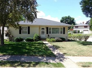 115 Concord St, Dubuque, IA 52003