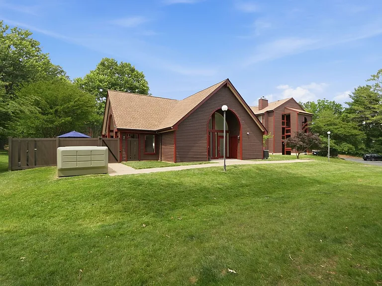 2822 Lee Oaks Pl #101 — Photo 23