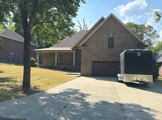 120 Rice Rd, Hendersonville, TN 37075