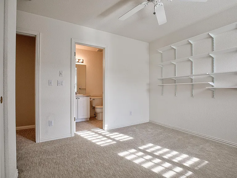 8300 Fairmount Dr — Photo 11