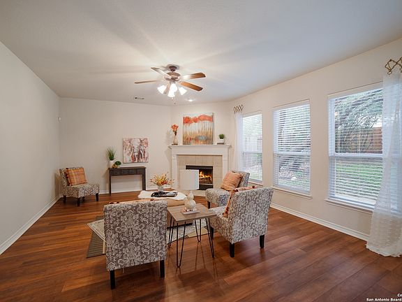 4th image of 26014 MEADOWLARK BAY