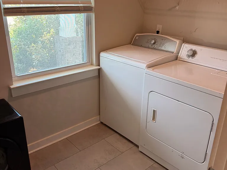 846 Lexi Ln — Photo 13