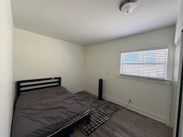 1131-1137 S Cabrillo Ave #9 — Photo 6