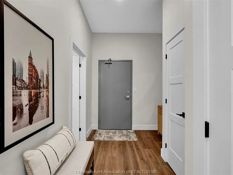 12 Mill St W #214 — Photo 5