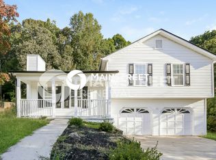 3902 Deaton Rd, Flowery Branch, GA 30542