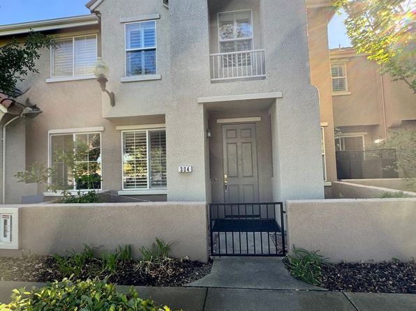 304 Esplanade Cir