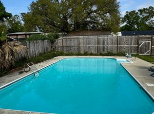 1332 Midway Dr, Cantonment, FL 32533