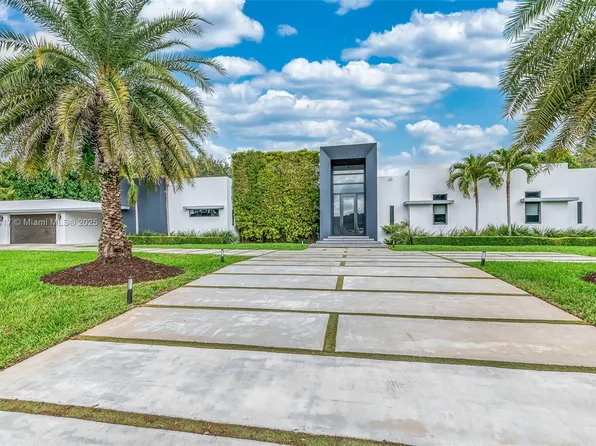 8005 SW 158th Ter, Palmetto Bay, FL 33157