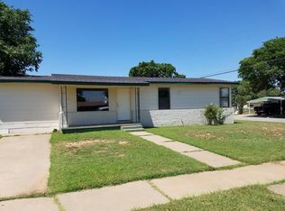 2201 42nd St, Snyder, TX 79549