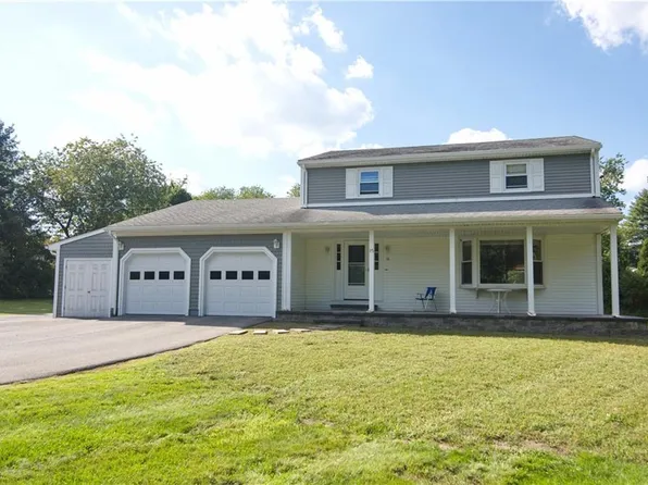 15 Milton Rd, Little Compton, RI 02837