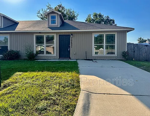 10493 River Birch Dr Photo 1