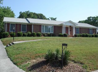 1222 Westminster Dr, High Point, NC 27262