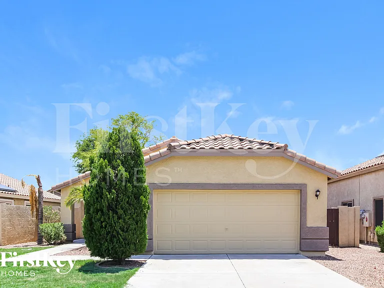 7225 W Blackhawk Dr — Photo 1