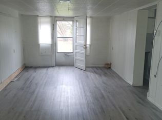 363 W Market St, Mercer, PA 16137