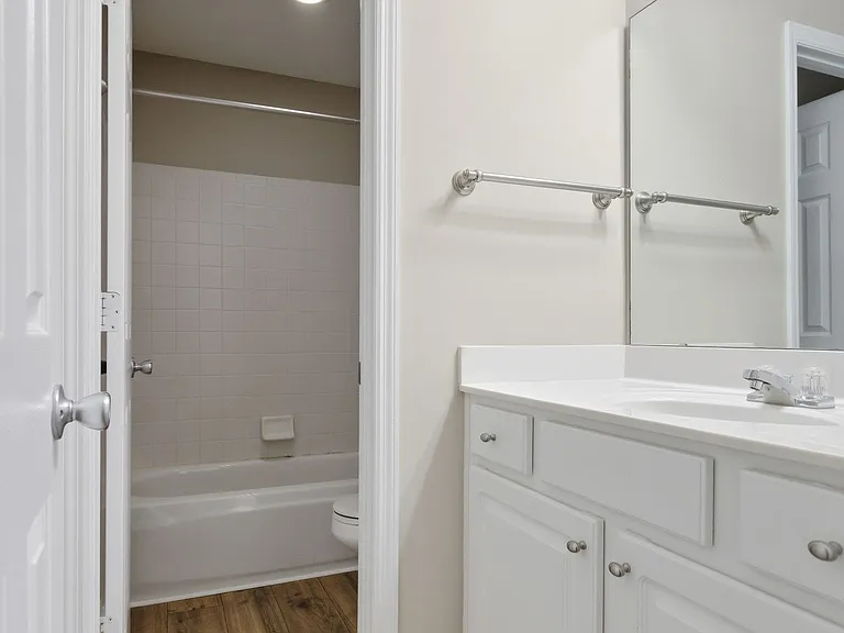 2717 Kennedy Ct — Photo 25