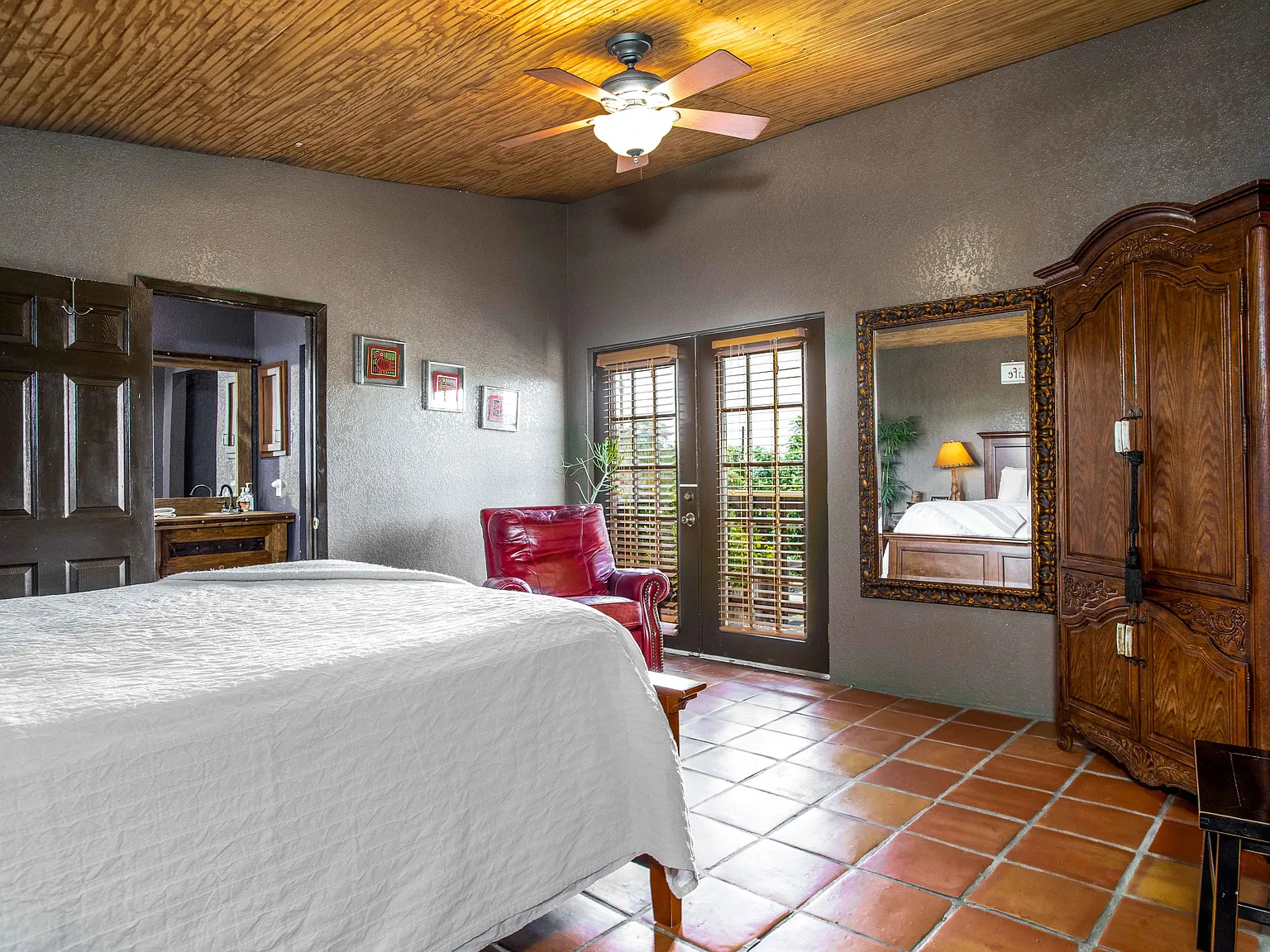 1 bed, 1.5 bath, 1000 sqft, $2,850 — Photo 4