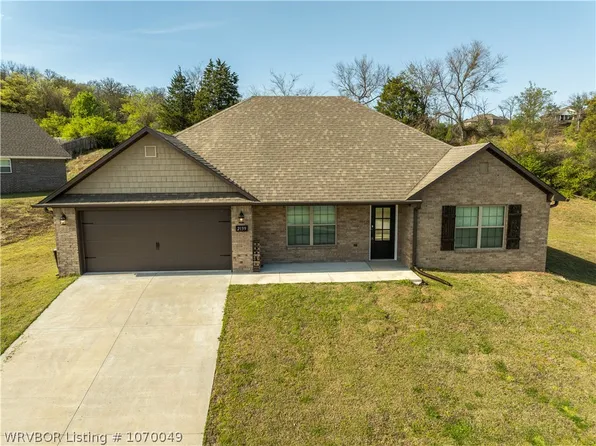 2139 Amy Ln, Van Buren, AR 72956