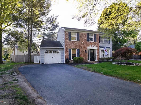11 Whitemarsh Ct, Marlton, NJ 08053