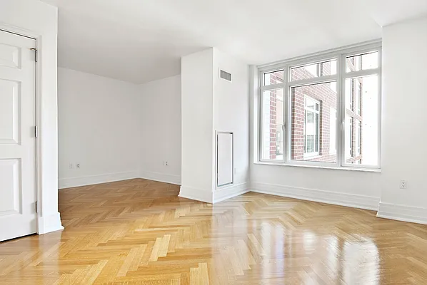 Rented by Prime Realty Luxury | media 13