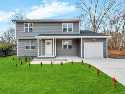 4 Dourland Road, Medford, NY, 11763