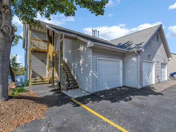 7280 N Alpine Rd, Loves Park, IL 61111