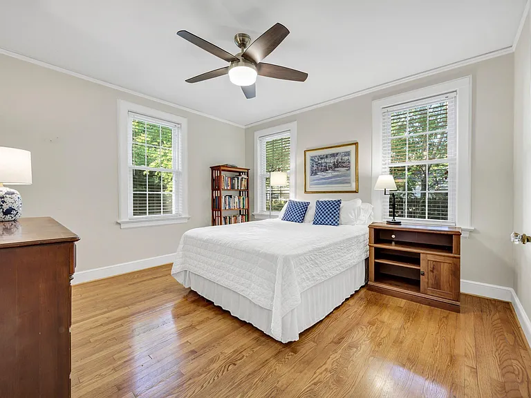 2918 Delano Dr — Photo 18