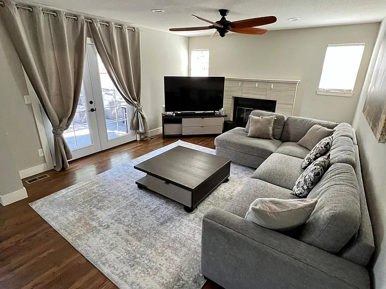 780 S Laredo Cir — Photo 9