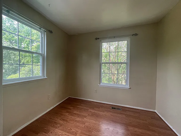 8314 Amity Cir — Photo 22