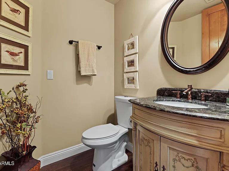 2609 E Pine Island Ln — Photo 14
