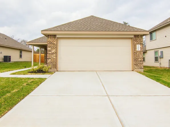 206 Blue Crane St, Huntsville, TX 77320