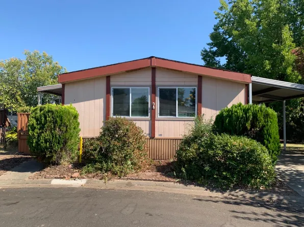 6 Via Grande, Olivehurst, CA 95961