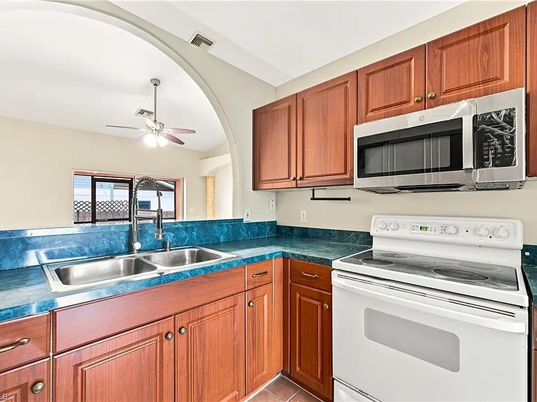 4438 Pine Lake Rd — Photo 21