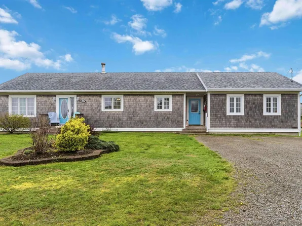 63 Chemin Dixon Rd, Grosses Coques, NS B0W 1M0