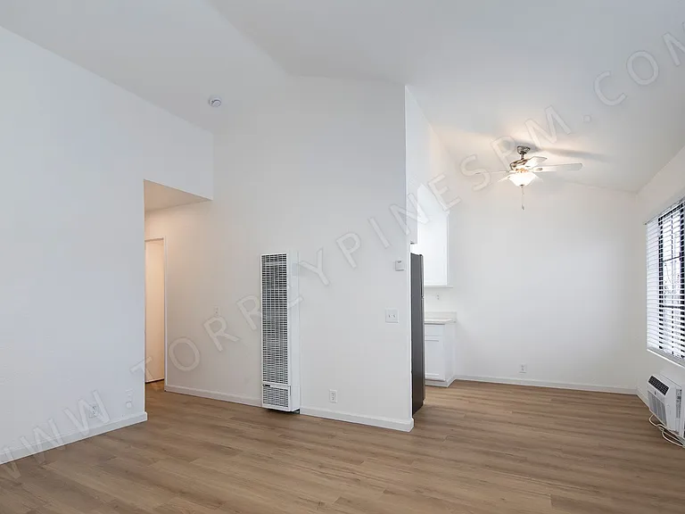 3111 Meade Avenue — Photo 4