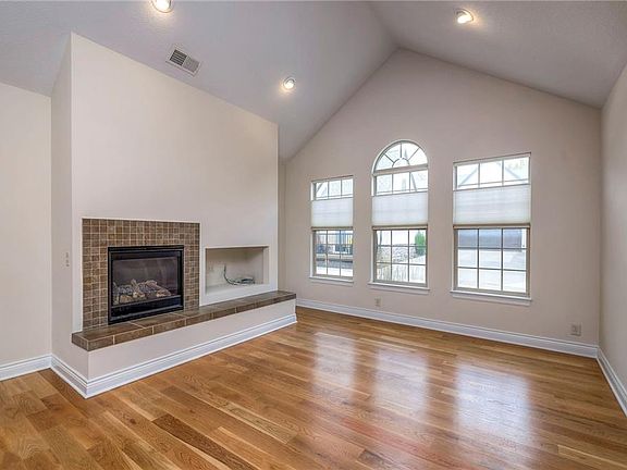 3rd image of 8203 W 131st Ct