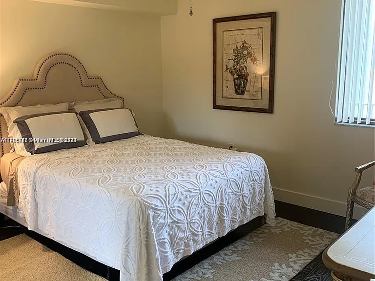 6193 Balboa Cir #204 — Photo 2