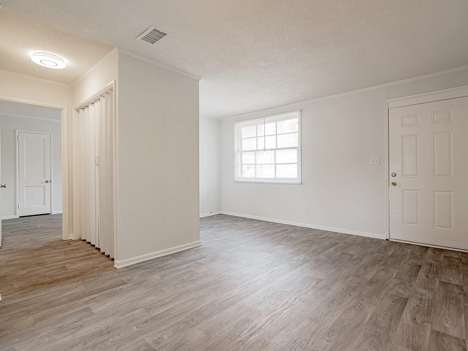 320 S Beltline Blvd - 33H — Photo 3