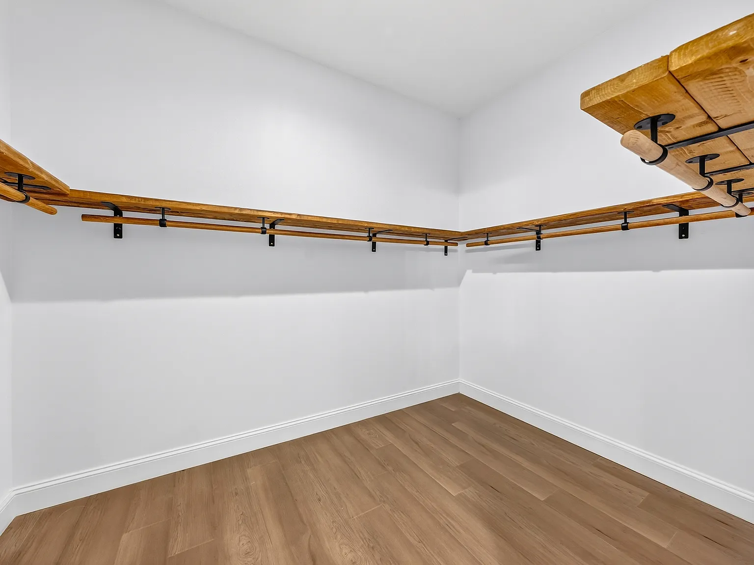 170 Willis Street - 1 — Photo 3