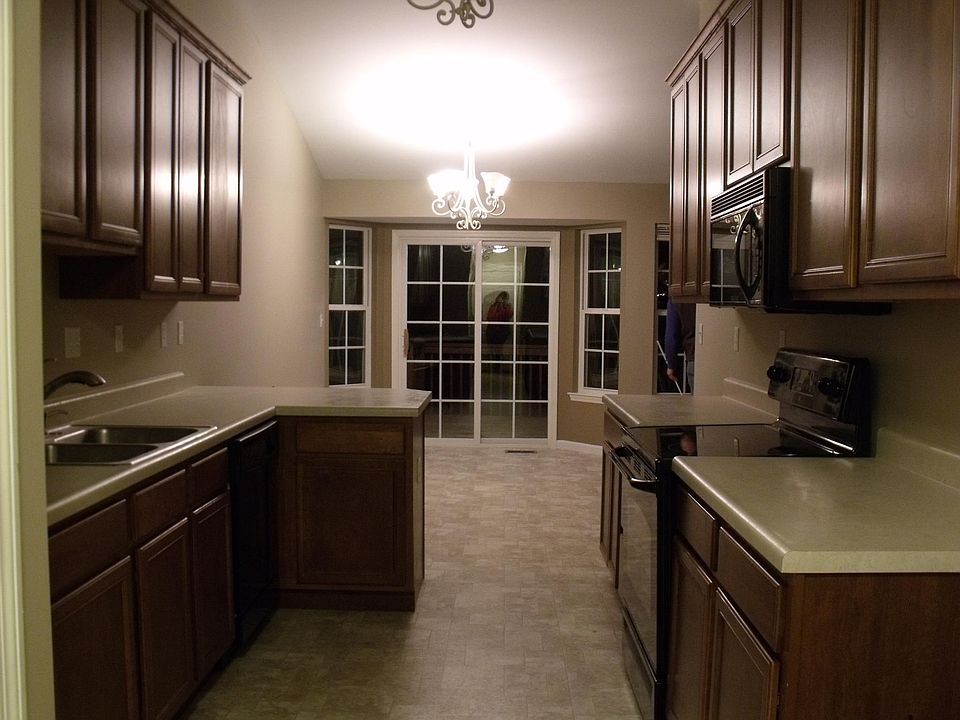 2nd image of 620 Grayhawk Cir