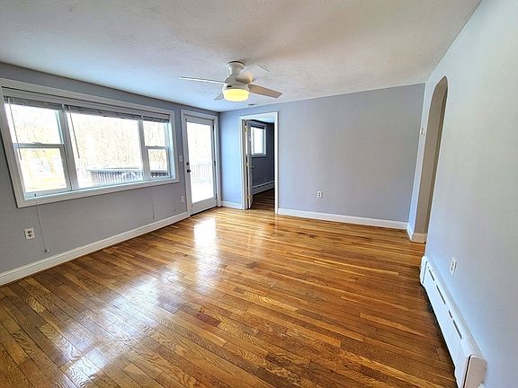 5th image of 196 Park St