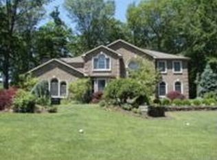 7 Rocky Hill Rd, Upper Saddle River, NJ 07458