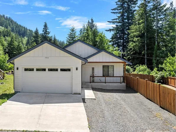 7952 Apache Drive, Maple Falls, WA 98266