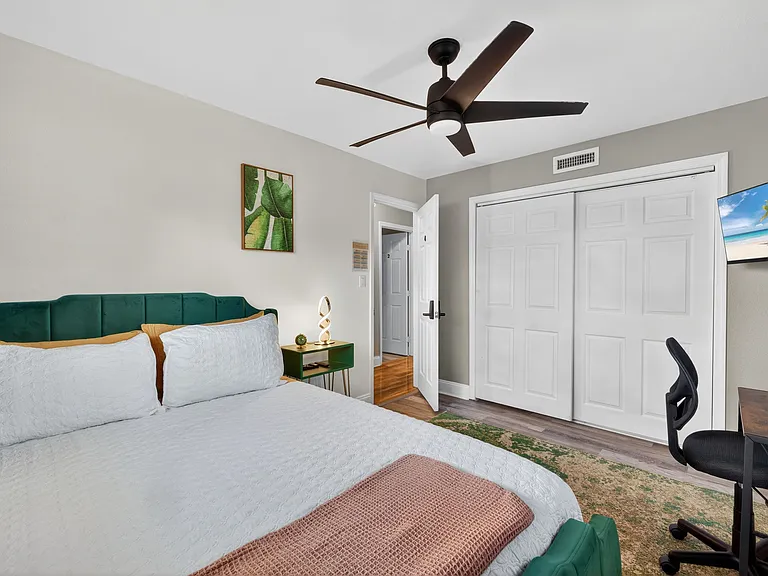 1781 Coral Point Dr — Photo 21