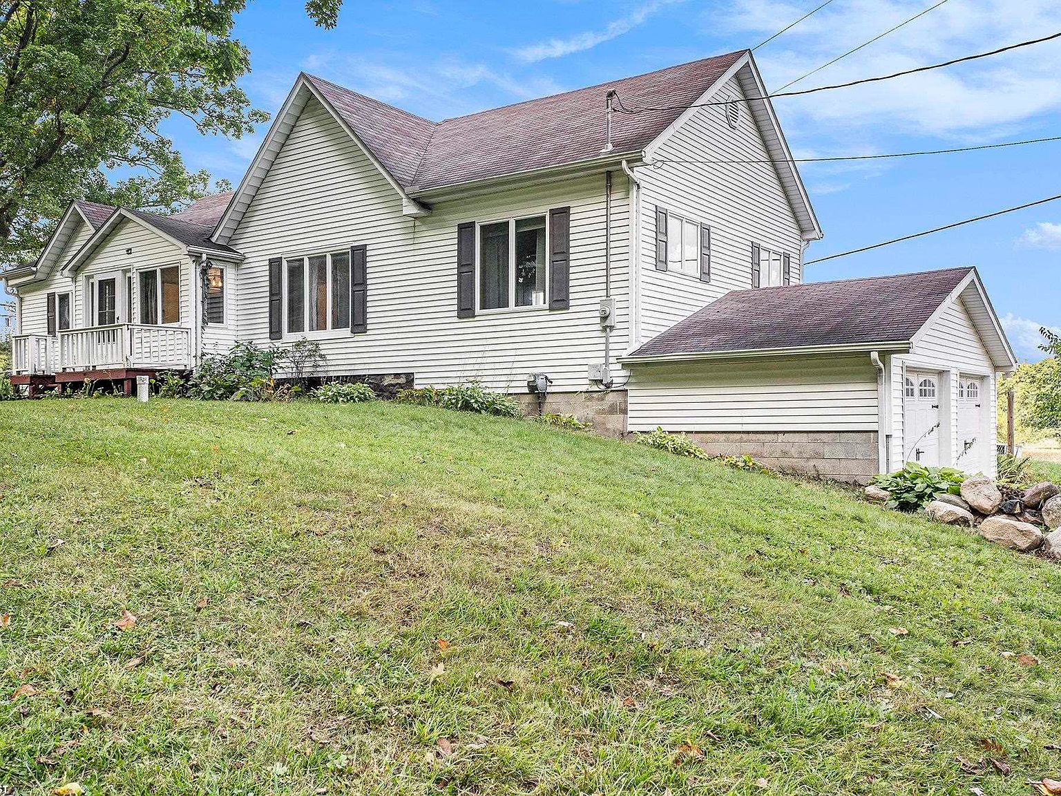 122 W Sawdust Corners Rd, Lapeer, MI 48446 | Zillow