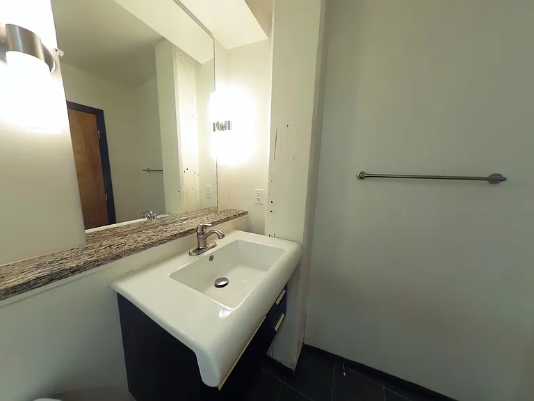 120 S 15th St #210 — Photo 5