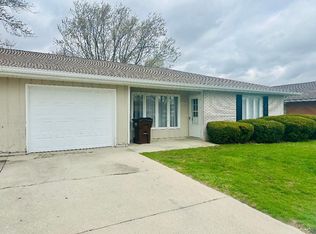1696 Edgewood Dr, Lima, OH