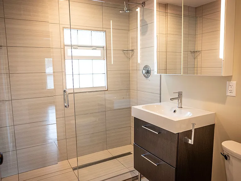 5125 Walnut St — Photo 4