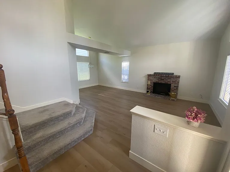 8524 Oak Harbour Ct — Photo 3