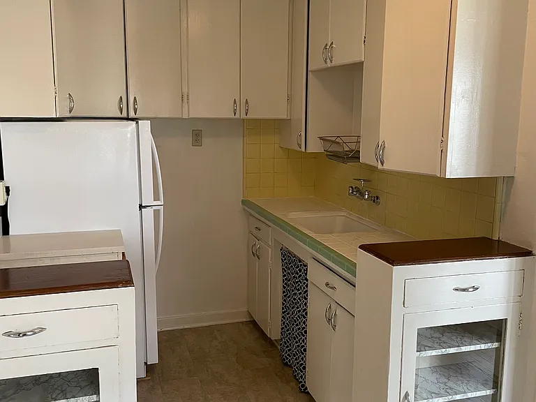 The St. Ingbert Apartments — Photo 21