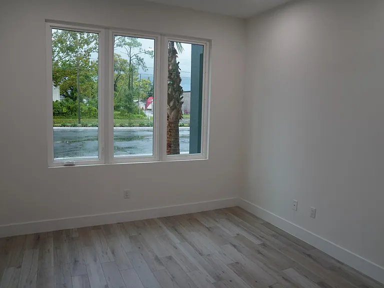 1516 Minnesota Ave #1 — Photo 14